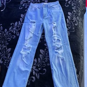 Almost Famous jeans size 5 light wash denim
